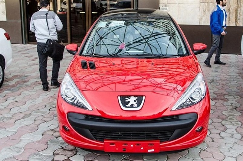 قیمت پژو 207 امروز 24 شهریور/ پژو 207 دنده‌ای 735 میلیون