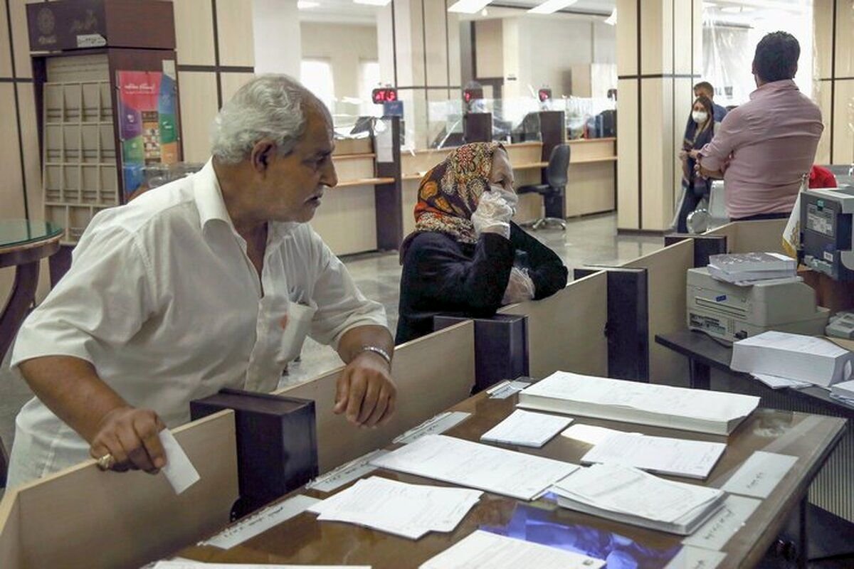 وعده افزایش 60 درصدی حقوق مستمری‌بگیران/بیمه رایگان زنان سرپرست خانوار