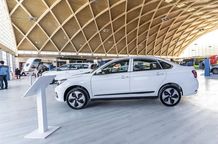 دانگ فنگ E۷۰؛ تاکسی جدید ایران‌خودرو رونمایی شد