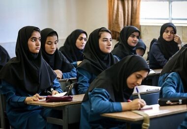 هزینه نجومی مدرسه رفتن؛ لباس فرم دو میلیون تومان!