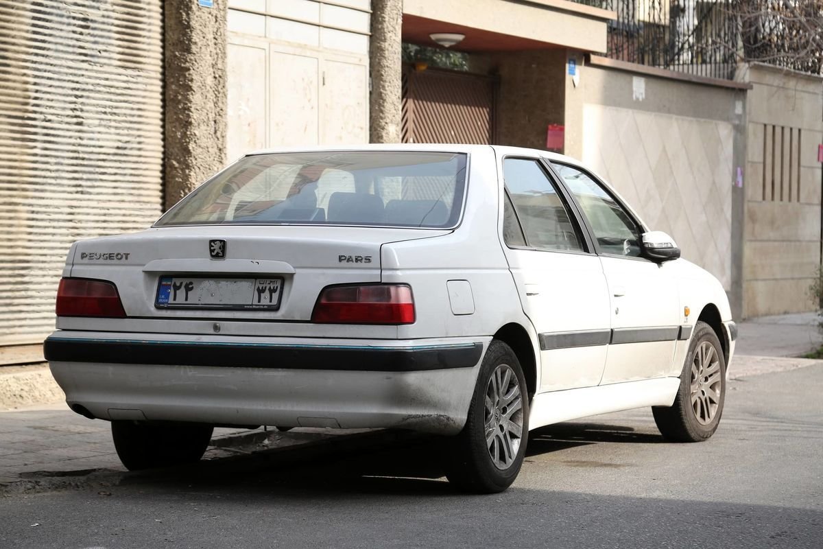 قیمت پژو پارس امروز 30 فروردین/ سدان محبوب ایران‌خودرو میلیاردی شد