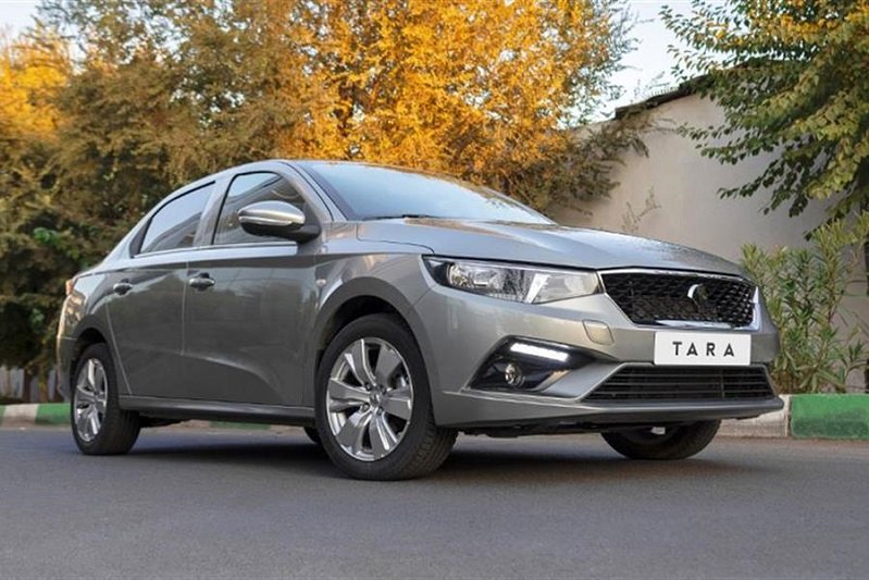 مقایسه سورن پلاس XU7P و تارا دنده ای V1؛ کدام سدان ایران‌خودرو ارزش خرید بیشتری دارد؟