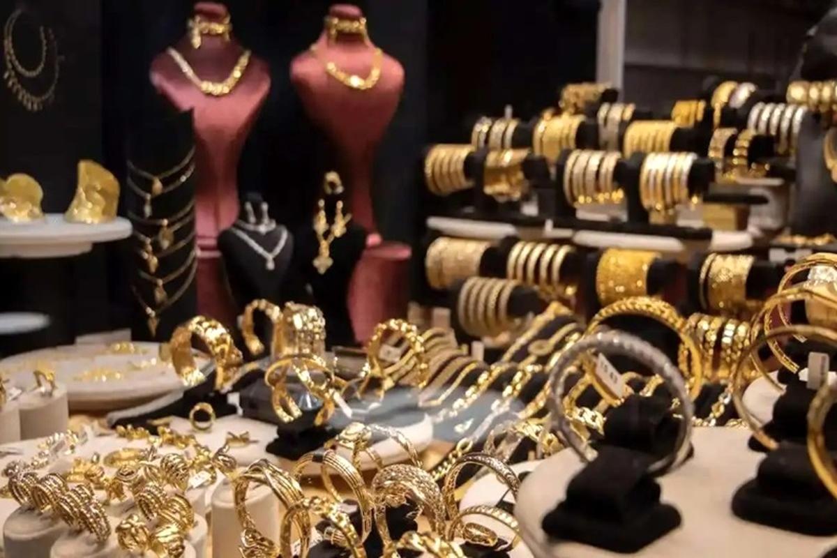 قیمت طلا امروز پنجشنبه 23 اسفند/ عقبنشینی طلا در بازار