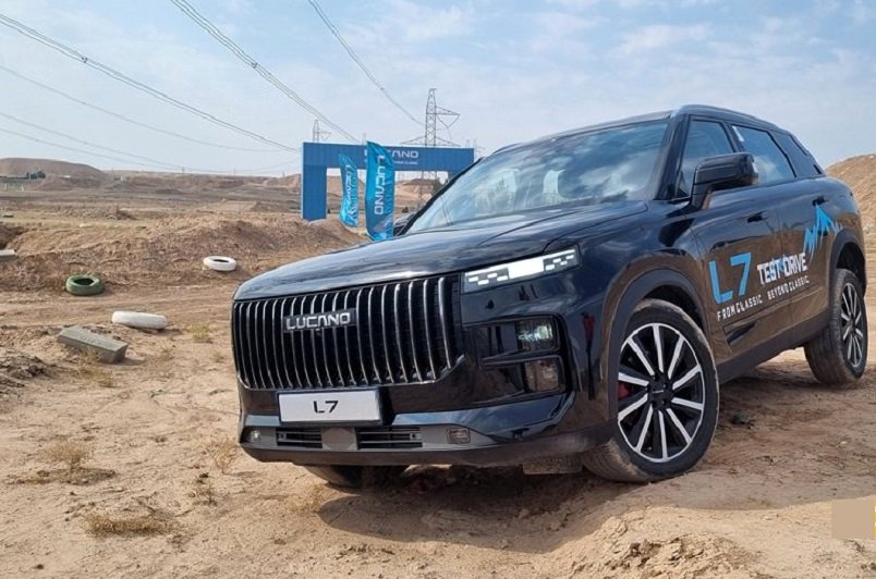 مقایسه لوکانو L7 و رنجرور ایووک؛ نبرد شاسی‌بلندهای لوکس در بازار