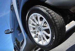 تفاوت قیمت لاستیک دولتی و آزاد برای ماشین‌های ایرانی مشخص شد