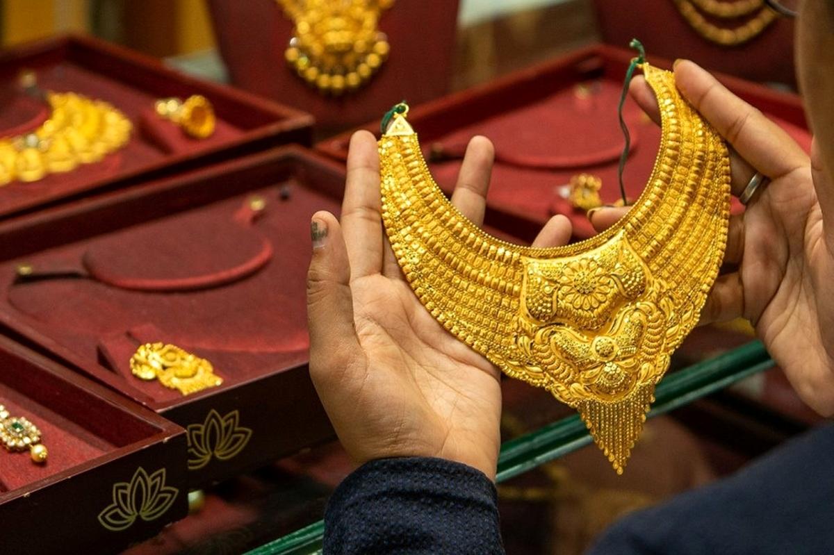قیمت طلا امروز دوشنبه ۷ مهر؛ بازار آرام گرفت
