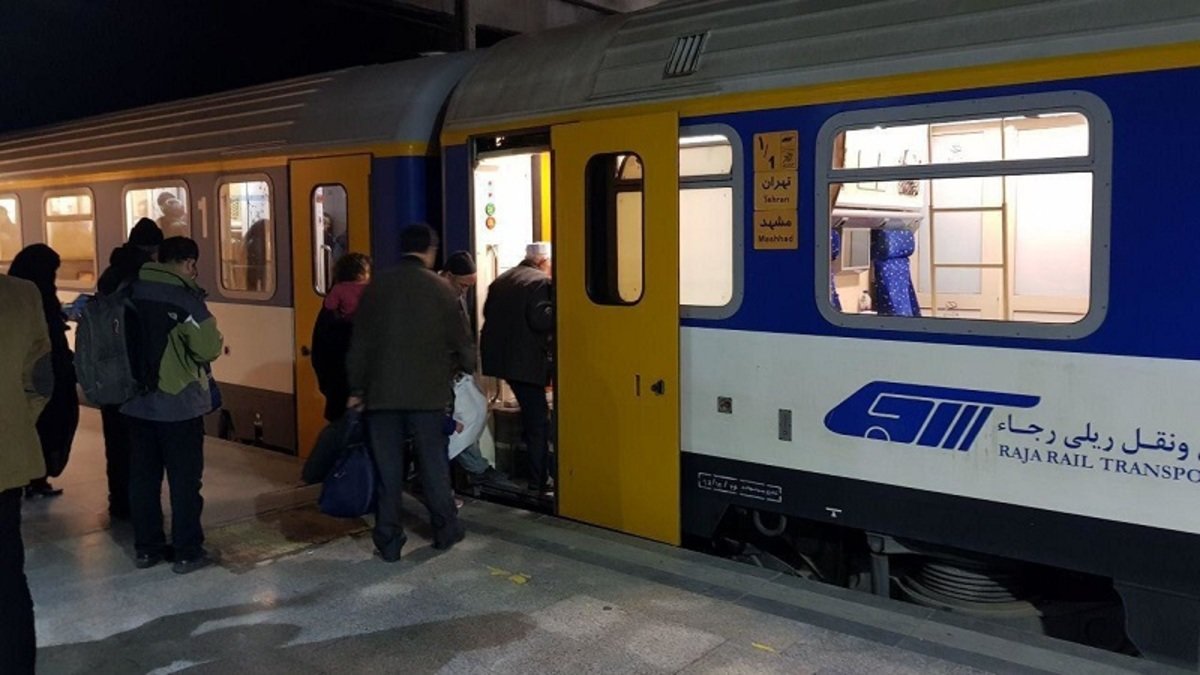 پیش فروش بلیت قطارها شروع نشده تمام شد!