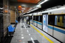 مترو و اتوبوس رایگان ماند