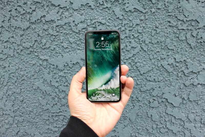 خبر بد برای آیفون‌بازها؛ این مدل از رده خارج شد