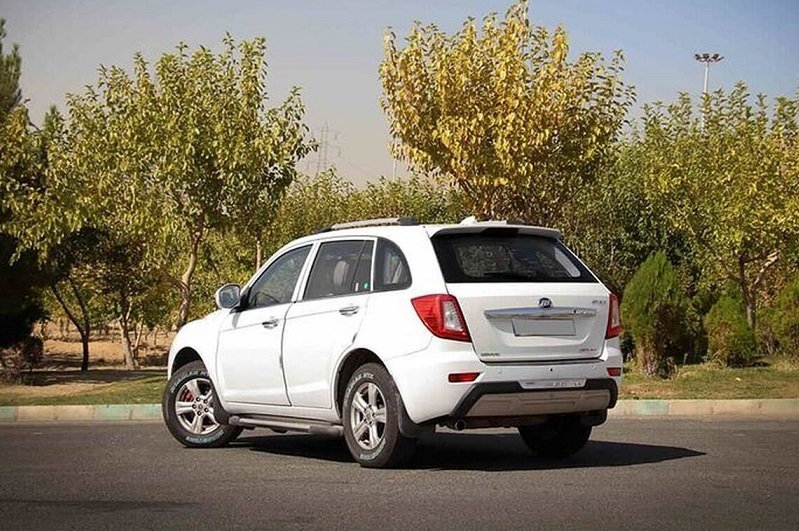 قیمت ارزان‌ترین شاسی‌بلند اتوماتیک بازار چند؟