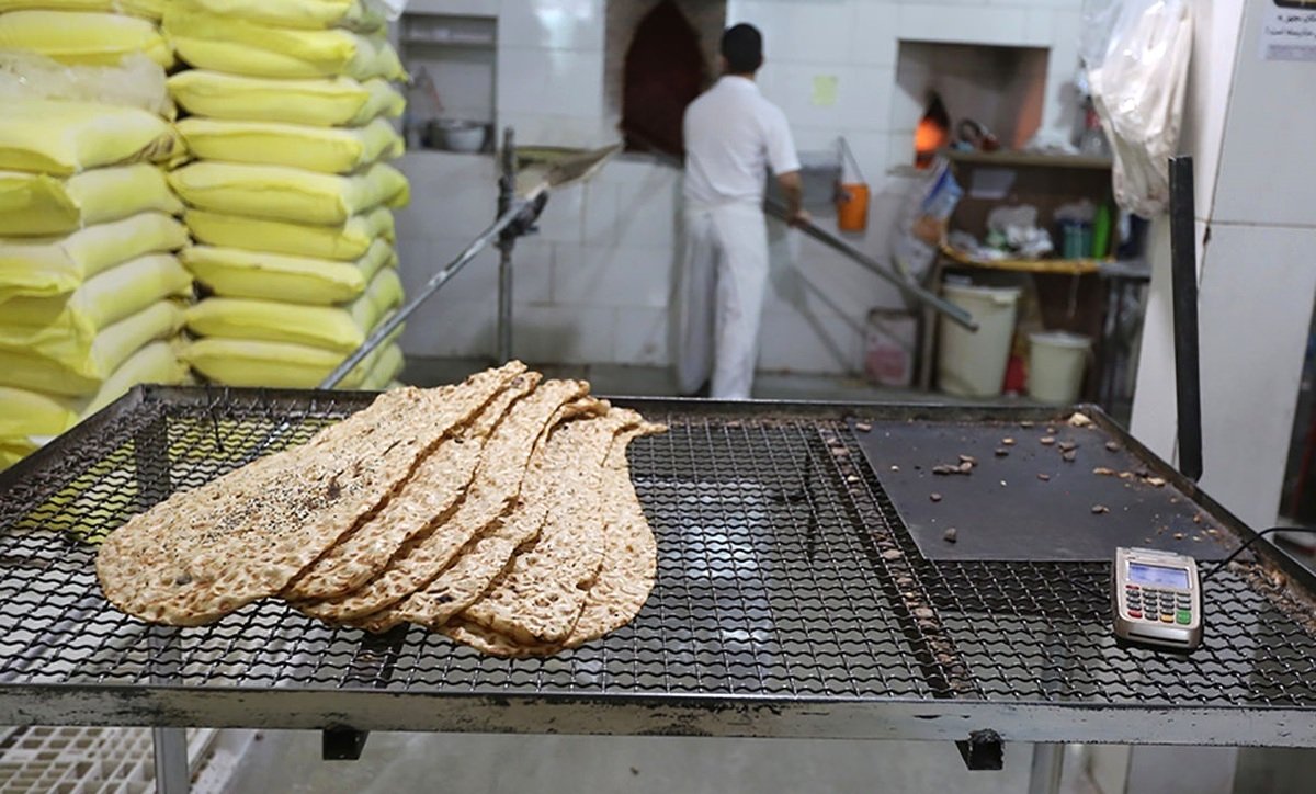 نانوایان آرد یارانهای میگیرند