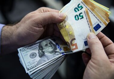 قیمت دلار و یورو امروز پنجشنبه ۲۶ مهر ۱۴۰۳