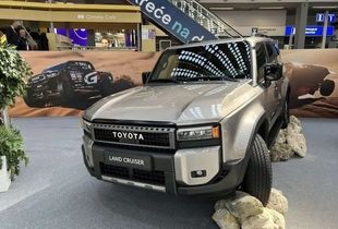 پرادو J۲۵۰؛ شاسی‌بلند لوکس وارداتی گرفتار باگ جهانی تویوتا شد