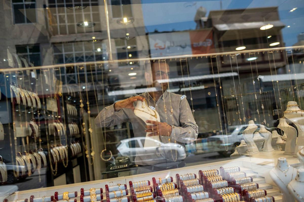 دلار و سیاست دو روی سکه کاهش قیمت‌ طلا