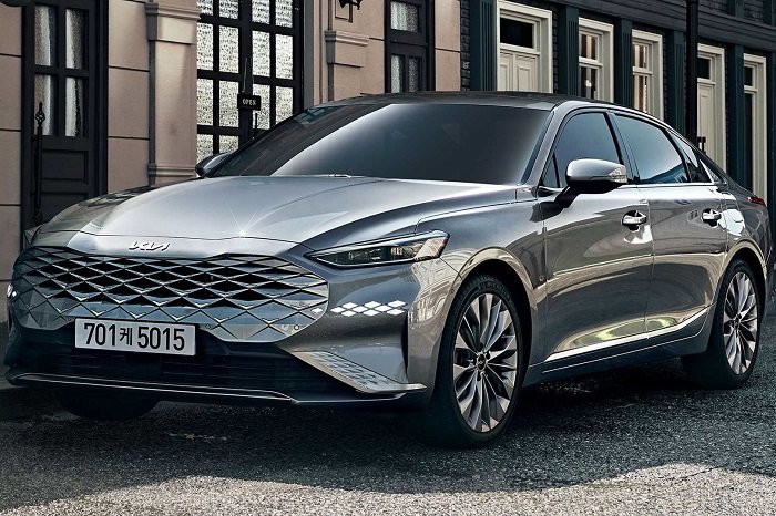 کیا K8؛ سدان 10 میلیاردی کوشاخودرو در ایران