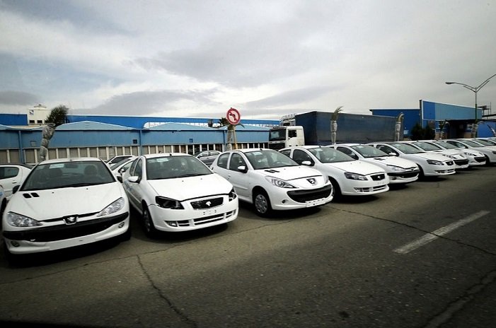 محصولات ایرانخودرو و سایپا سر از روسیه درمیآورند!