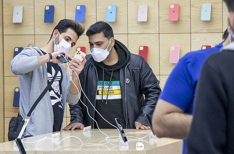 علت گرانی موبایل در بازار چیست؟