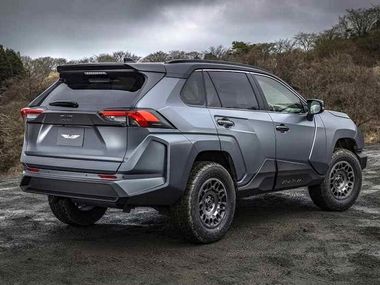 مقایسه اکستریم QX و تویوتا راو۴؛ مونتاژی بخریم یا وارداتی؟