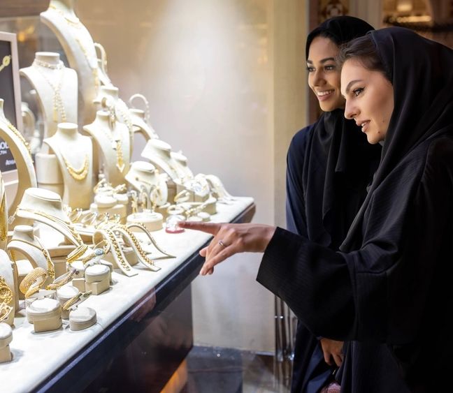 طلا بخریم یا بفروشیم؟