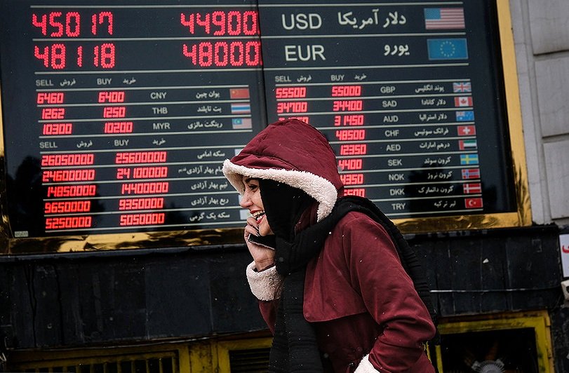 جدال بر سر نرخ ارز