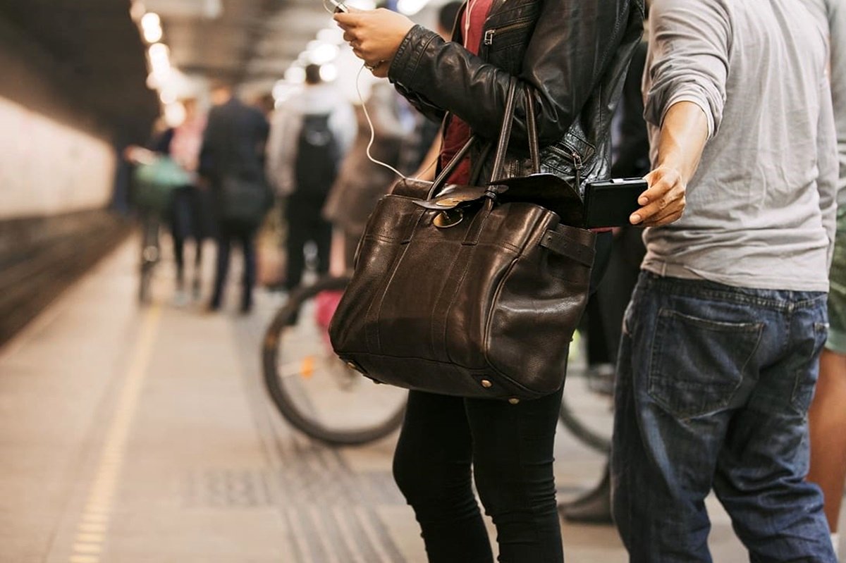 نجات گوشی و لپتاپ از سرقت و حادثه/ همهچیز درباره تخفیف دانشجویی صندوق رفاه