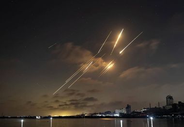 اصابت موشک به مواضع استراتژیک اشدود، تل‌آویو، حیفا و بئرسبع