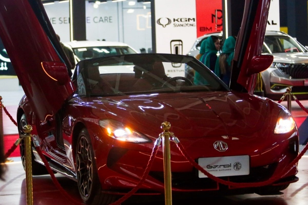 غیبت جنجالی ایرانخودرو و سایپا در نمایشگاه خودرو تهران