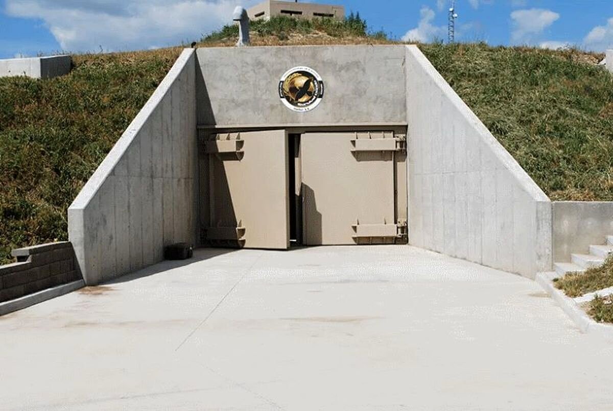 بازار داغ فروش پناهگاه هستهای/ درآمد میلیون دلاری از عمارت لوکس زیرزمینی