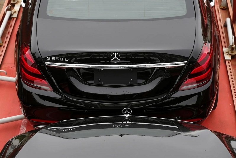 فروش بنز و بی‌ام‌و در ایران به پنج برابر قیمت جهانی!