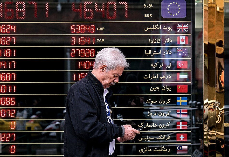 عادت‌شکنی حباب سکه و دلار‌