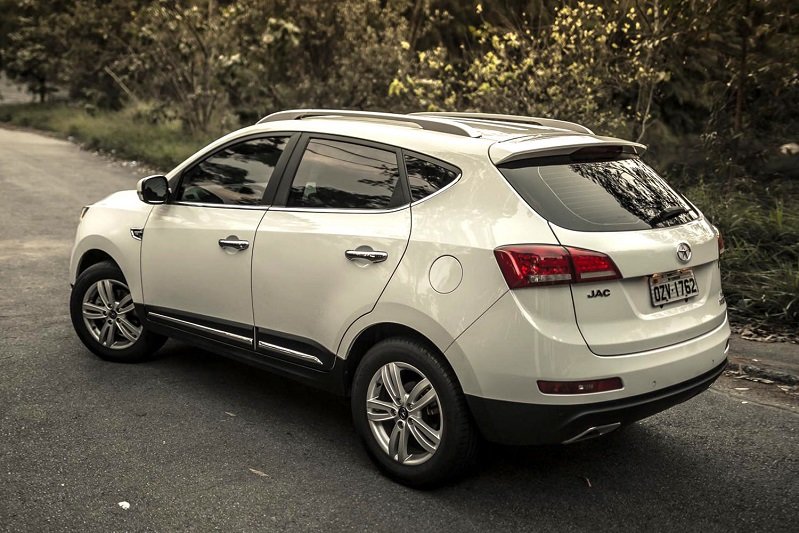 راهنمای خرید بهترین شاسی‌بلند بازار با کمتر از یک میلیارد