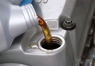 شوک جدید به بازار؛ روغن موتور نایاب شد