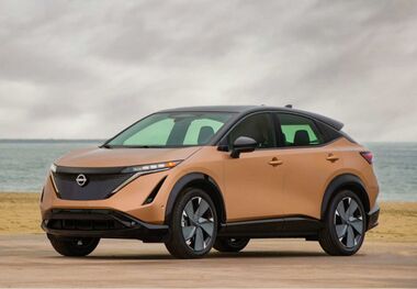 آریا؛ اولین نیسان برقی وارد ایران شد (عکس)