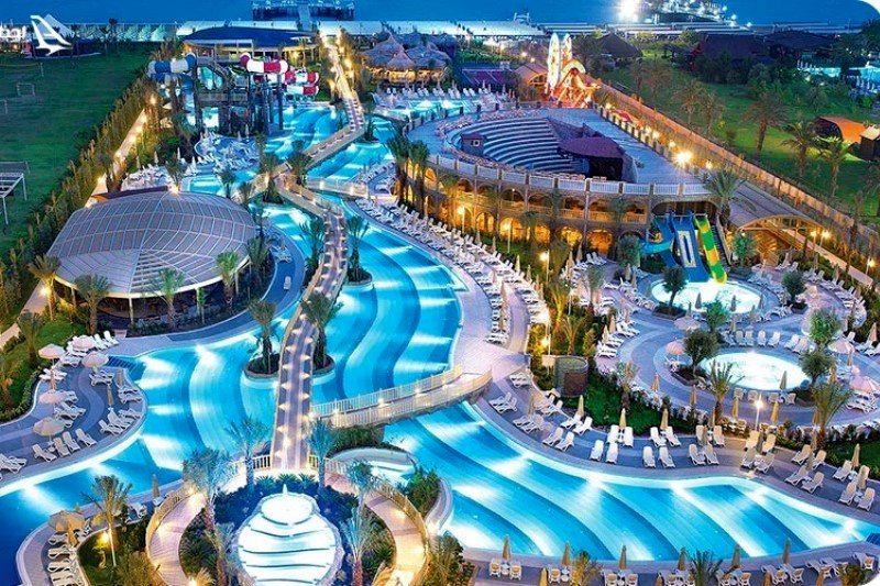 قیمت تور هوایی آنتالیا امروز ۲۱ خرداد ۱۴۰۳