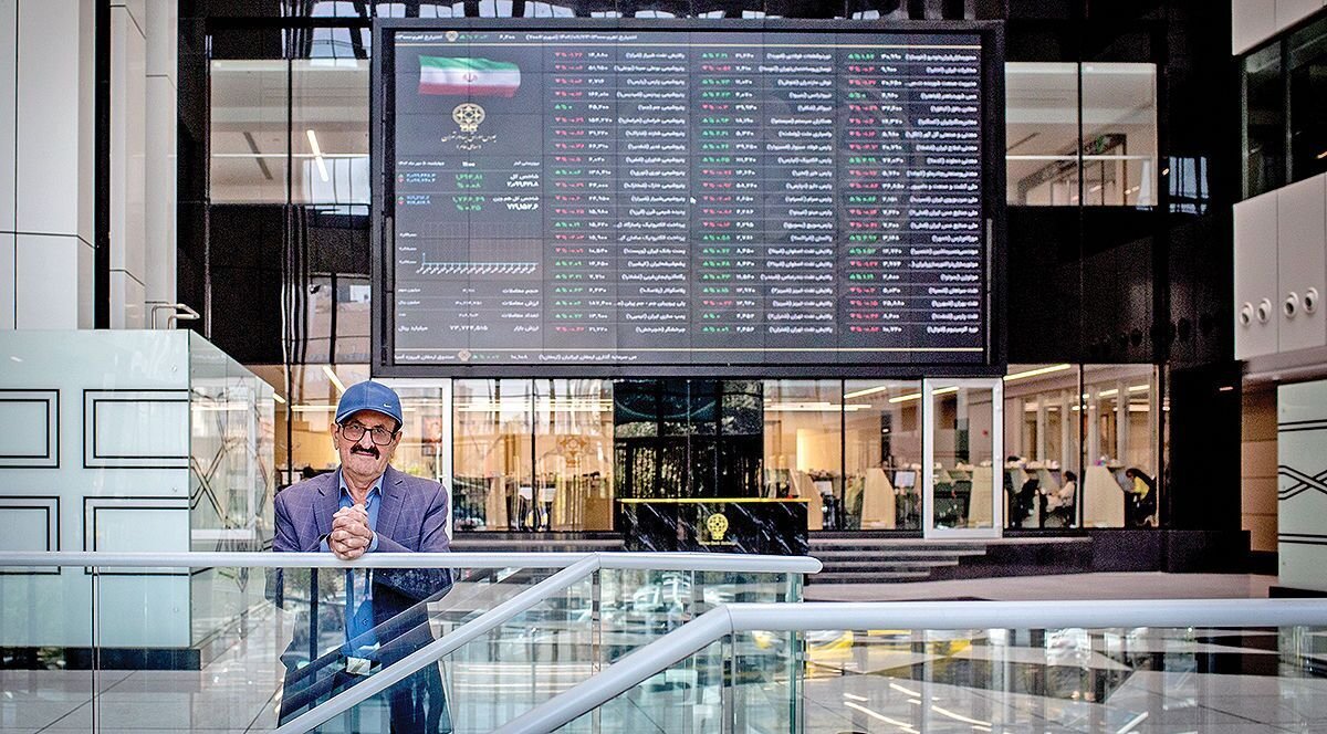 برگشت بورس به مدار نزولی؛ شاخص کل هم‌وزن ریخت