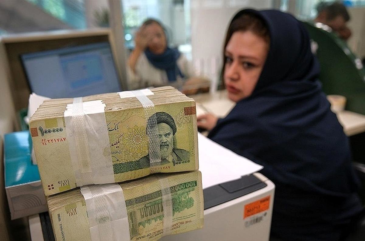 تسهیلات چشمه؛ وام 300 میلیونی به چه کسانی تعلق می‌گیرد؟