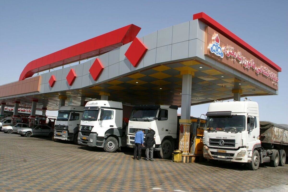 قیمت جدید گازوئیل از یارانه‌ای تا بازار آزاد/ بنزین در صف اصلاح قیمت؟