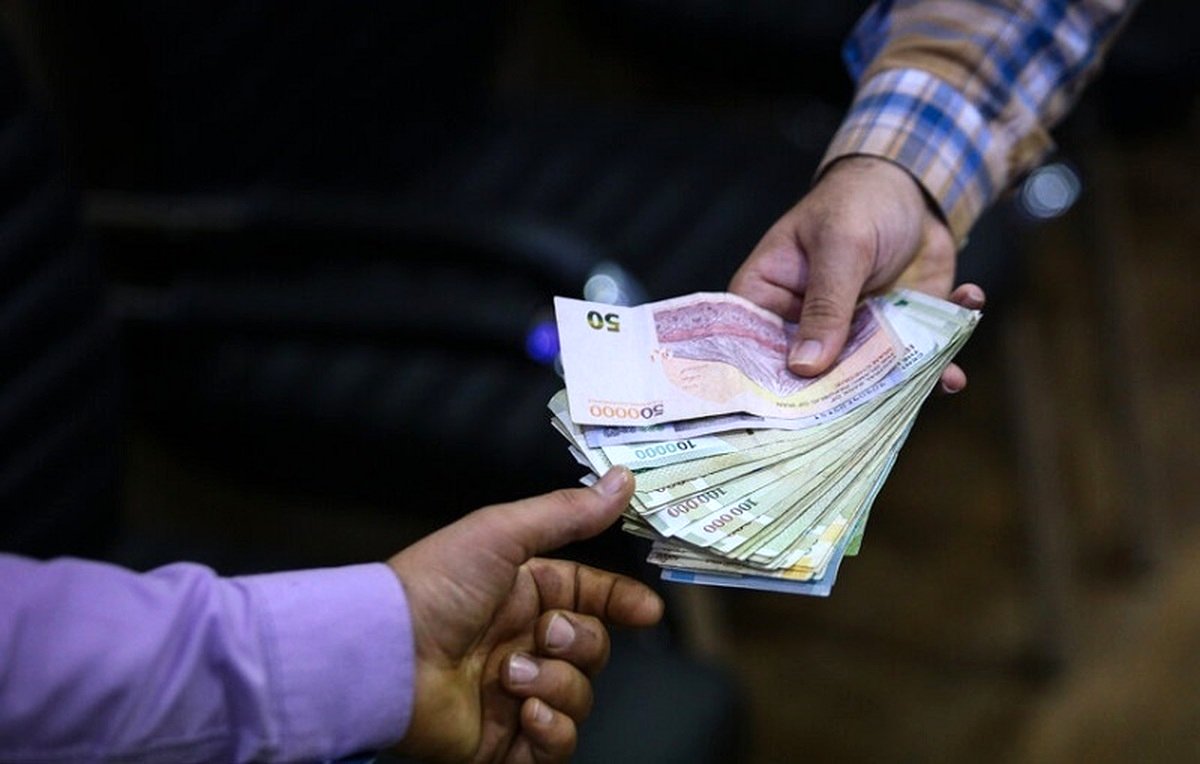 عیدی دولت به بازنشستگان/ منتظر واریزی جدید باشید