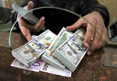  قیمت دلار تا پایان سال چه تغییری می‌کند؟
