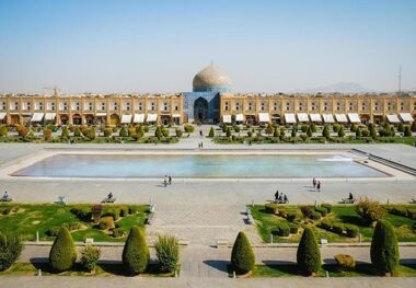 قیمت تور اصفهان ویژه نوروز 1404؛ سه شب اقامت چقدر آب می‌خورد؟
