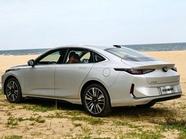 محصول جدید چانگان در ایران؛ نوو A۰۵ چقدر قیمت خورد؟