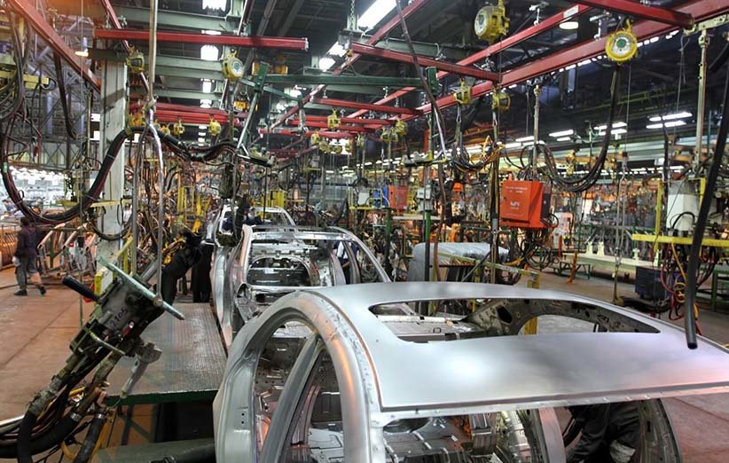 قیمتگذاری دستوری چالش صنعت خودروسازی کشور است؟