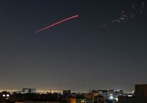 لحظه اصابت موشک ایرانی به ساختمانی در جنوب اسرائیل