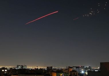 لحظه اصابت موشک ایرانی به ساختمانی در جنوب اسرائیل