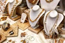 شرط معافیت مالیاتی خریداران و فروشندگان طلا و رمزارز