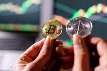بیت‌کوین ۵۰ درصد ارزان‌تر از اوج تاریخی؛ زمان خرید رسید؟