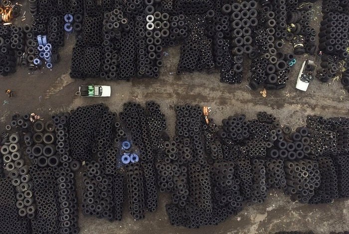 بساط دلالی لاستیک جمع می‌شود