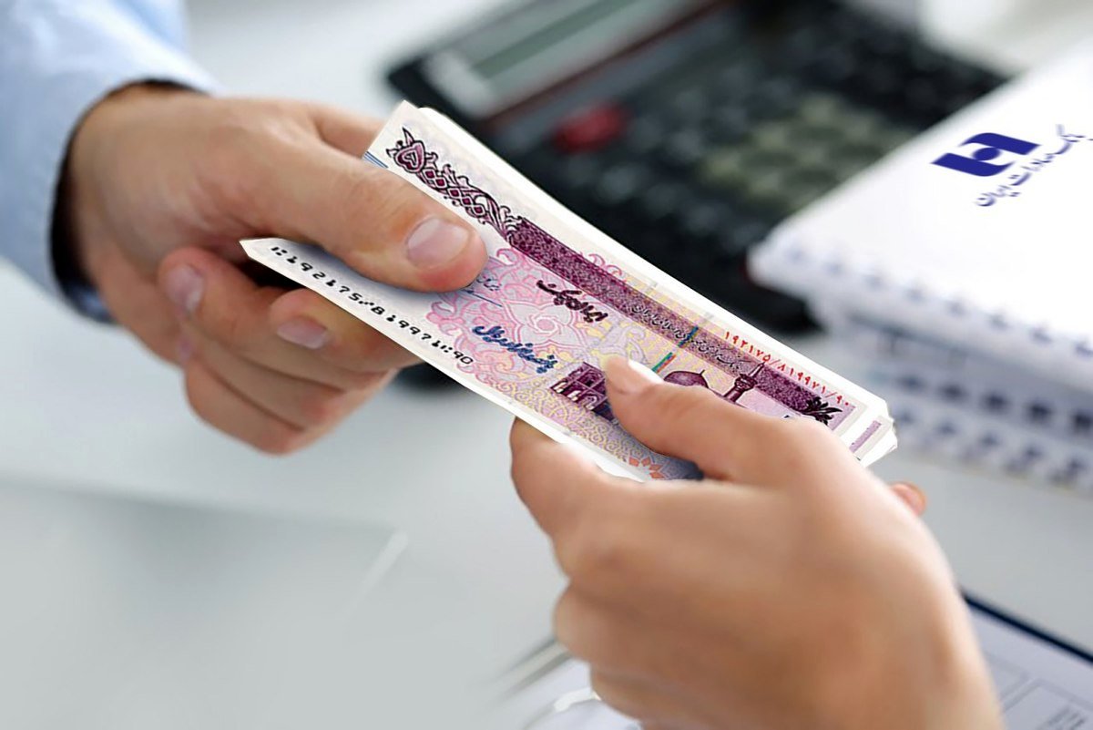 وام بانکی ملی؛ تسهیلات 300 میلیونی به چه کسانی تعلق میگیرد؟