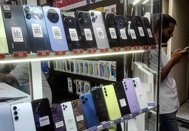 قیمت گوشی سامسونگ، شیائومی و آیفون امروز چهارشنبه 12 آذر 1404/ جانشین گلکسی A16 چند؟