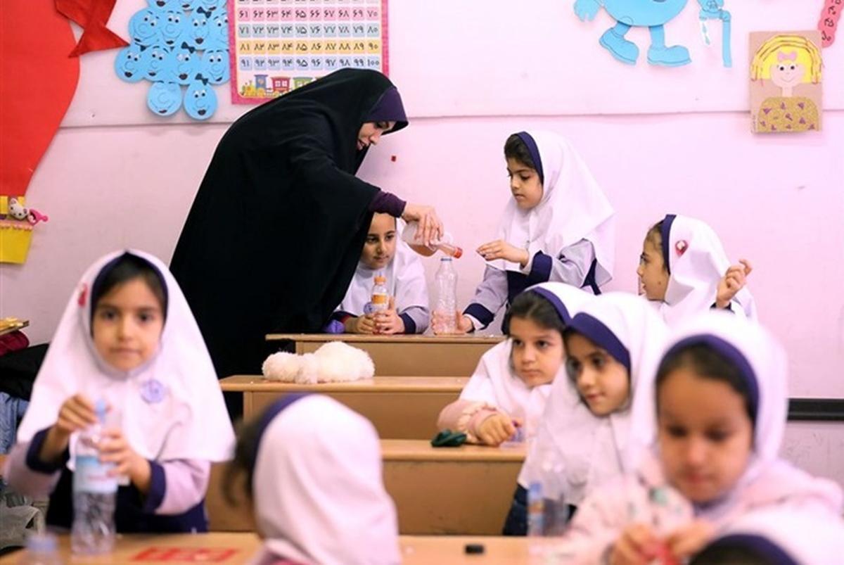 افزایش حقوق معلمان تنها پنج درصد!